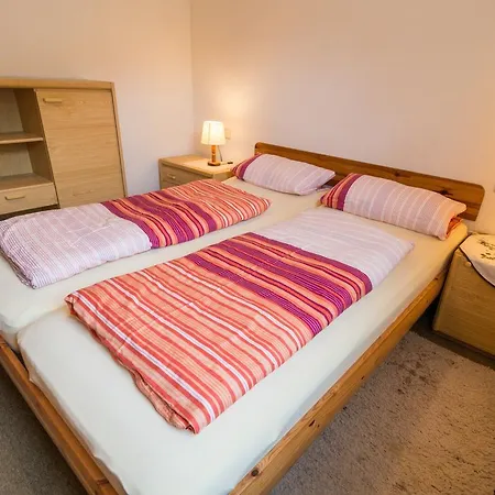 Apartment Ferienwohnung An Der Alb *